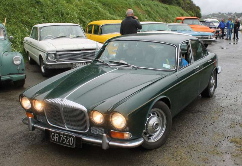 1971 Daimler (350 Chev powered).