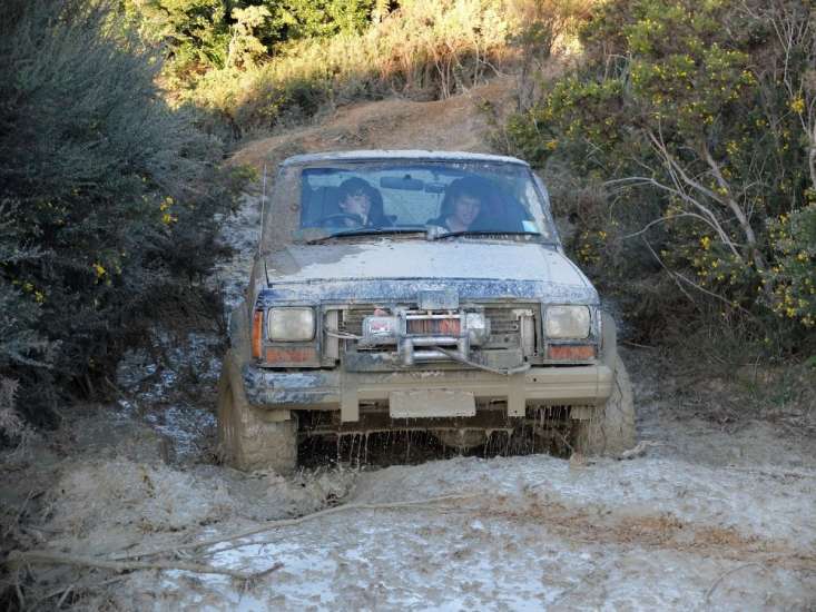 XJ Jeep the 2' lift running 33 MTs