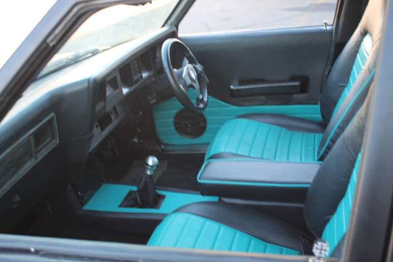 Ute seats